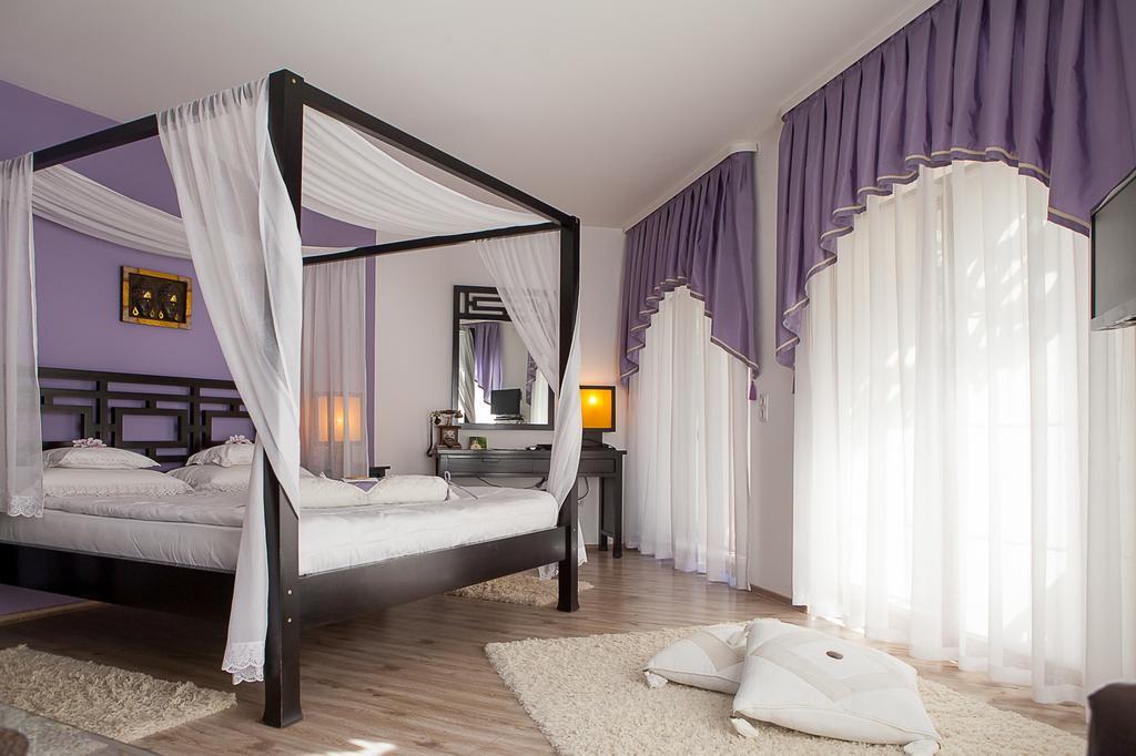 Familly Art Hotel Nirvana Šumen Pokoj fotografie